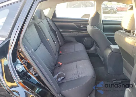 2017 Nissan Altima 2.5 z USA, uszkodzony, nr VIN 1N4AL3AP0HC215208